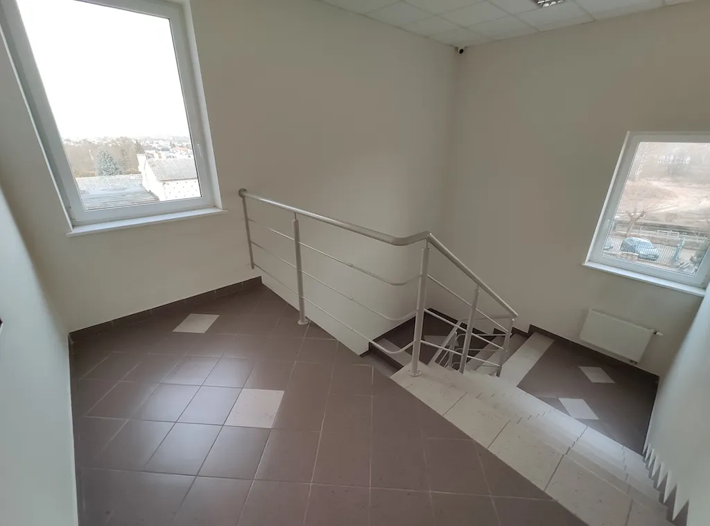 Główna klatka schodowa na 2. piętrze