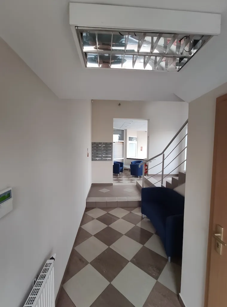 Główna klatka schodowa na parterze